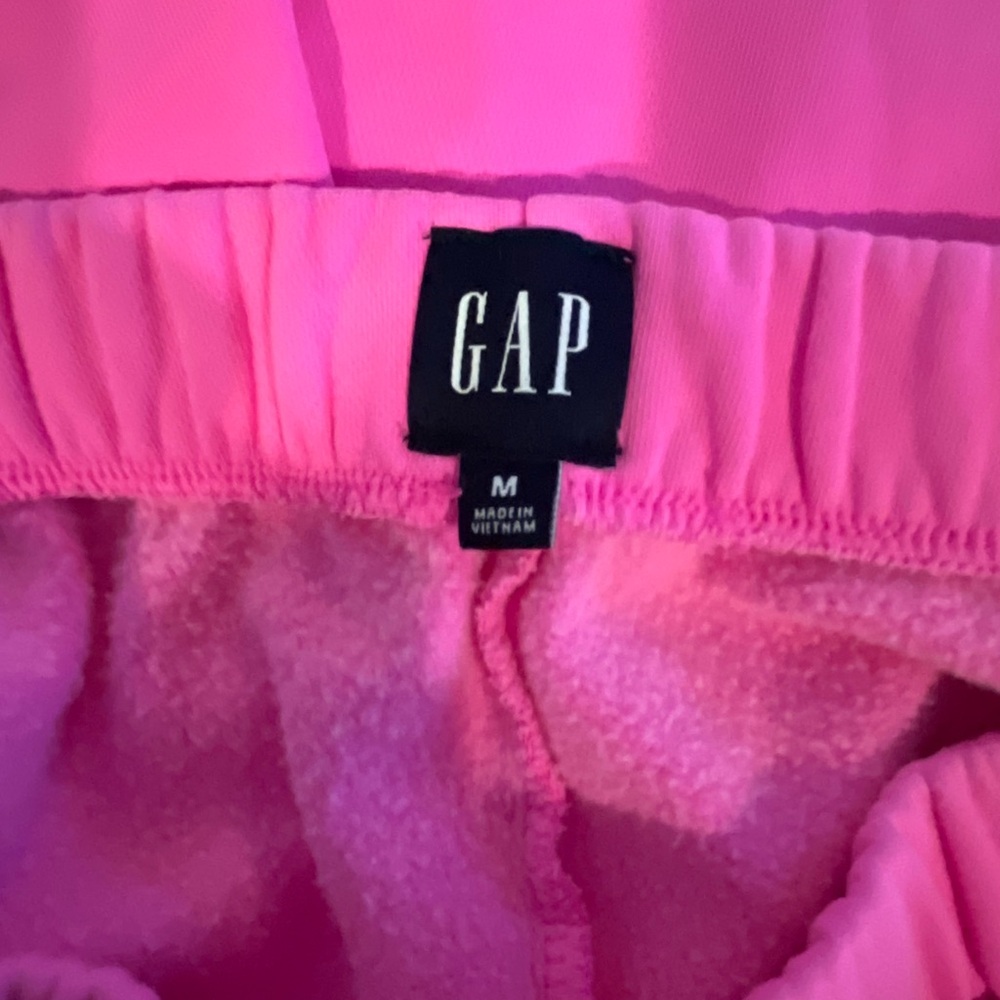 GAP Vibrant Pink Joggers size M NWT
